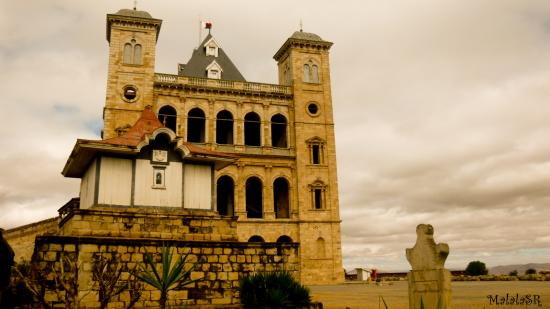 Manjakamiadana malalasr 6